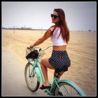 girls_on_bicycles_02